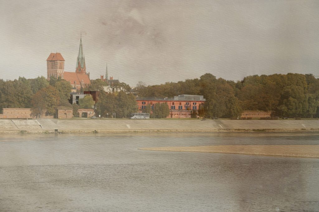 panorama lewy brzeg 42cm A